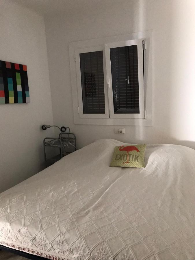 Apartamiento Canyelles Roses Esterno foto